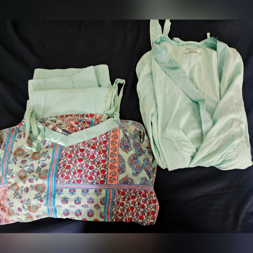 Motherhood nursing pajama set.